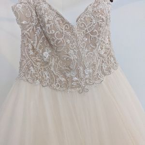 Maggie Sottero Wedding Dress
